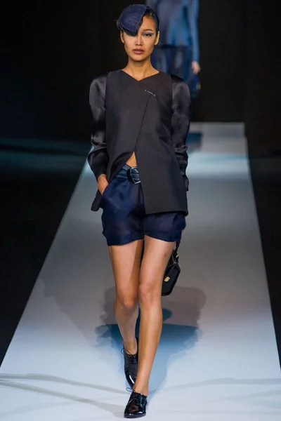 Look 28